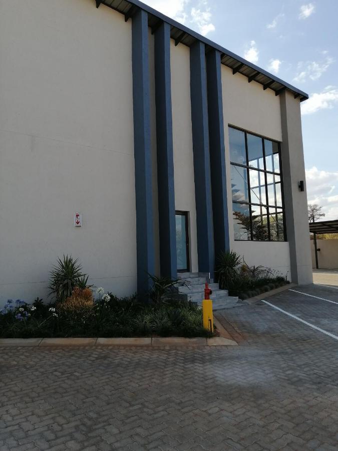 King'S Palace Hotel Rustenburg Extérieur photo