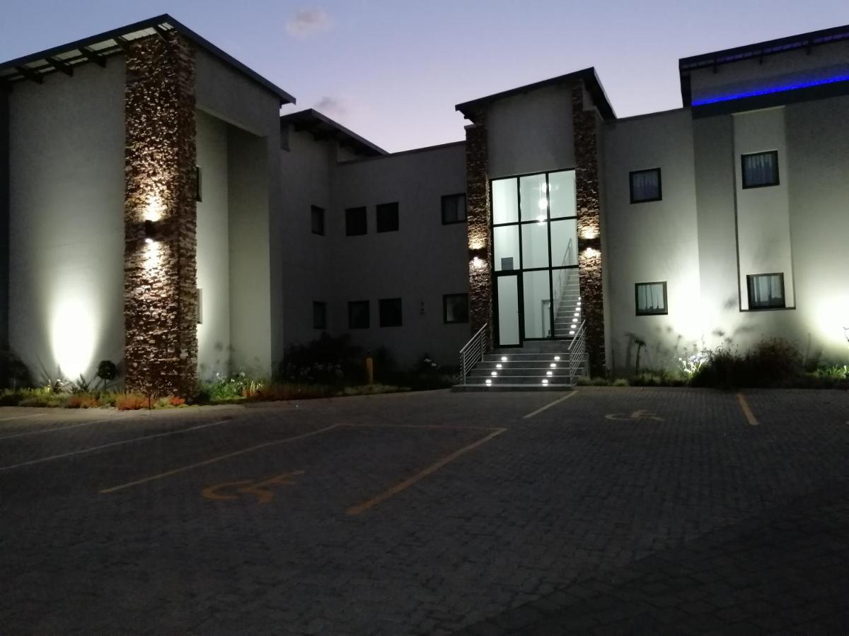 King'S Palace Hotel Rustenburg Extérieur photo