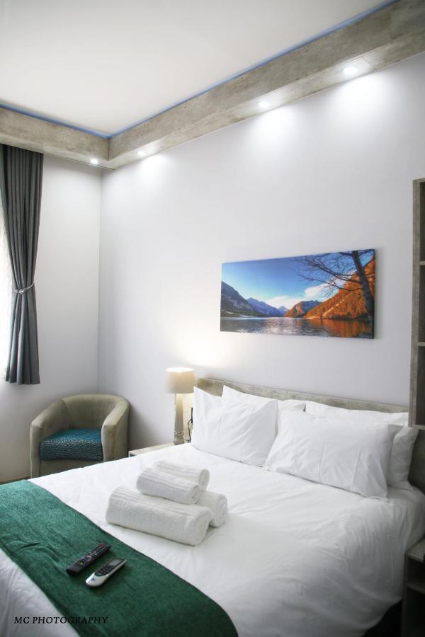 King'S Palace Hotel Rustenburg Extérieur photo